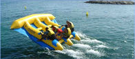 Forma inflable emocionante del plátano de los barcos de la pesca con mosca del PVC para 3 - 6 juegos de la aguamarina de la persona